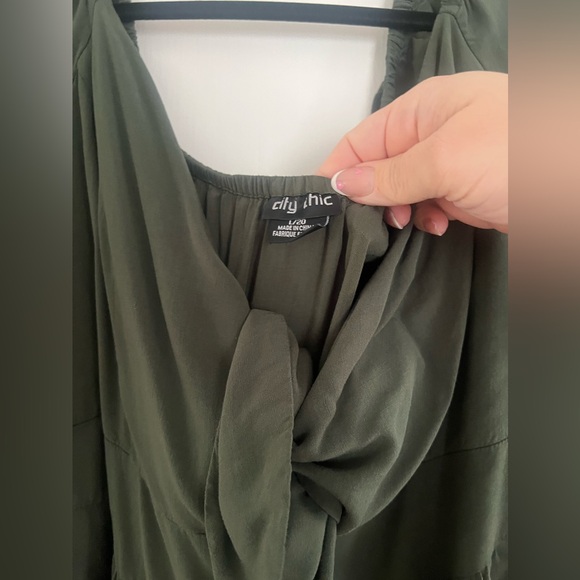 Green Midi Dress - Picture 3 of 4